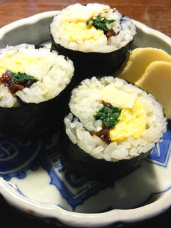 新筍、生きくらげ、卵焼き、三つ葉の太巻き-レシピのメイン写真