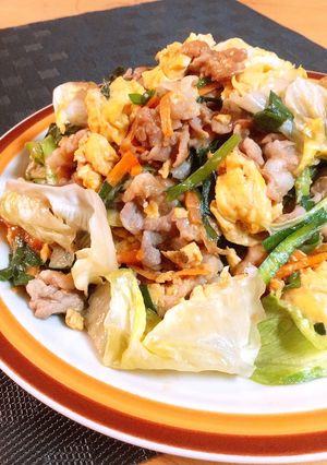 豚肉ニラ卵炒め♬シャキッとレタスは必須✨-レシピのメイン写真