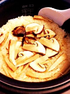 白だしで簡単♪松茸ご飯-レシピのメイン写真