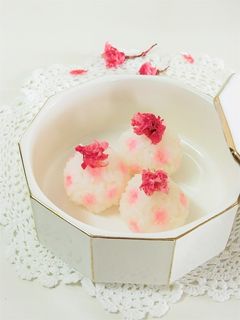 水玉桜手まり寿司*お花見・お弁当・母の日-レシピのメイン写真