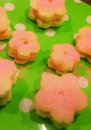食パンで可愛い❤さくらサンド♪♪-レシピのメイン写真
