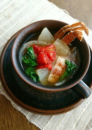 渡りガニとトマトの味噌スープ-レシピのメイン写真