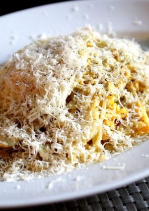 卵とチーズで簡単！貧乏人のパスタ-レシピのメイン写真