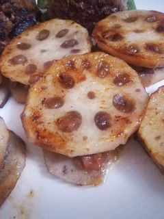 れんこんの梅入りはさみ焼き-レシピのメイン写真