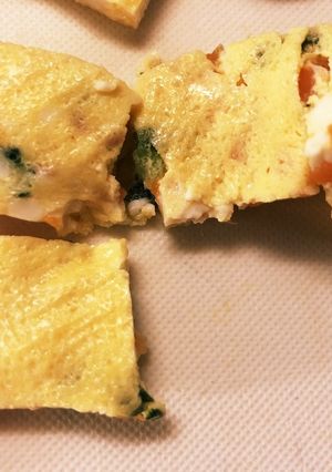 離乳食後期！野菜入ふわふわオムレツ-レシピのメイン写真