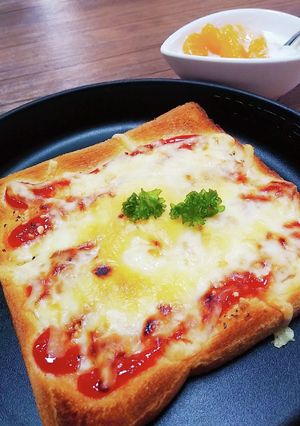 簡単朝ごはん☆具なしのピザ風トースト-レシピのメイン写真