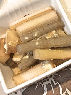 ウドとごぼうの味噌マヨ和え-レシピのメイン写真