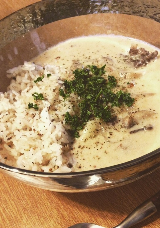 サワークリーム仕立てのビーフストロガノフ-レシピのメイン写真