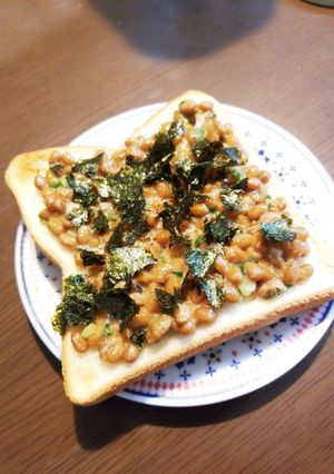 胡麻油香る納豆トースト-レシピのメイン写真