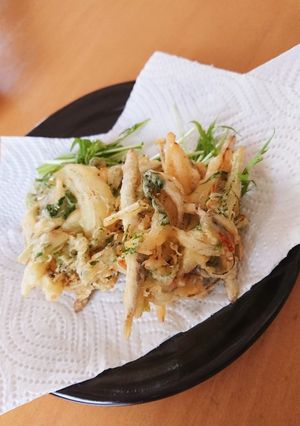 春のかき揚げ♪いかなごと新玉ねぎ-レシピのメイン写真