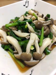 5分で簡単★余り物でニラとしめじの和え物-レシピのメイン写真