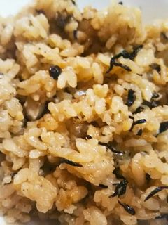 無洗米&煮汁活用!キノコの炊き込みご飯★-レシピのメイン写真