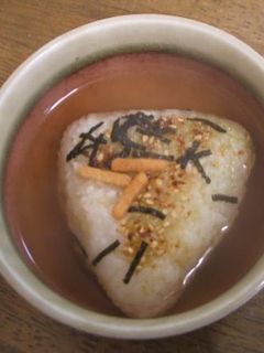 お茶漬け海苔de焼きおにぎりお茶漬け-レシピのメイン写真