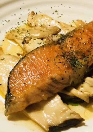 鮭とキノコのバター＆しょう油焼き-レシピのメイン写真