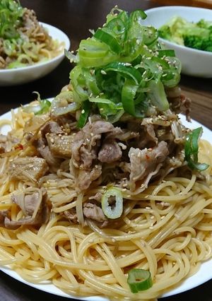 肉肉肉もやしえのきでかさ増しパスタ-レシピのメイン写真