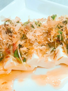 簡単!豆腐とカイワレの梅かつお-レシピのメイン写真