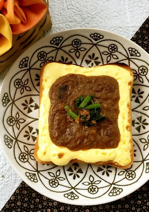 カレーの残りで、ドテマヨトースト-レシピのメイン写真