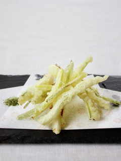 定番料理【島らっきょうの天ぷら】-レシピのメイン写真