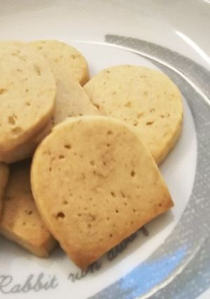 簡単幼児のおやつ！ゴマときな粉のクッキー-レシピのメイン写真
