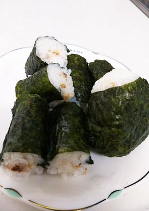 シンプル！鰹節マヨおにぎり！-レシピのメイン写真