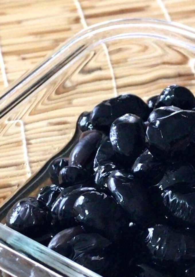 煮豆で簡単♪甘さ控えめ黒豆煮-レシピのメイン写真