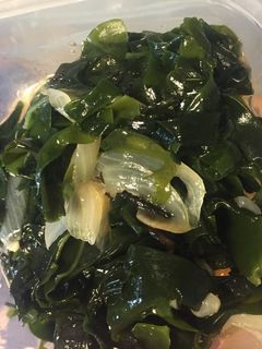 新玉ねぎとわかめのサラダ-レシピのメイン写真