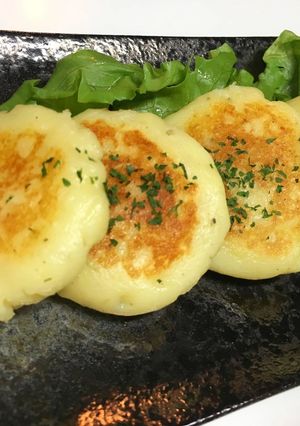 ☆イタリア風いももち☆チーズとハーブ-レシピのメイン写真