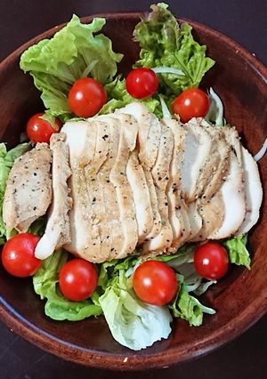 鶏むね肉のスパイシーハム-レシピのメイン写真