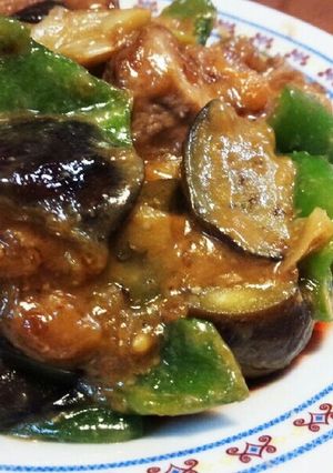 ヤミツキ☆ヒレ肉とナスピーマンの味噌炒め-レシピのメイン写真