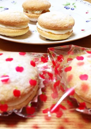 チーズクリームのブッセ☆オレンジ風味-レシピのメイン写真