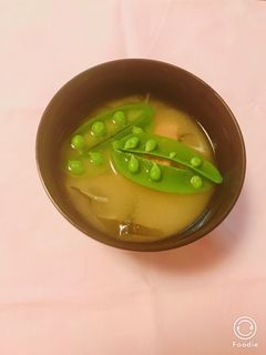 ☆スナップエンドウ☆+で春のお味噌汁-レシピのメイン写真