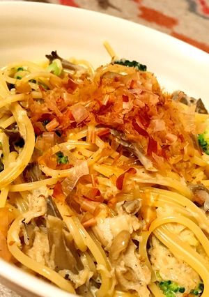 簡単舞茸とブロッコリーの和洋パスタ-レシピのメイン写真