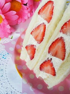 マロンホイップいちごサンド❤-レシピのメイン写真