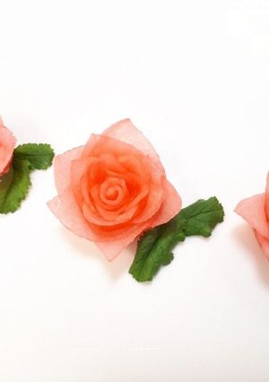 酢大根で薔薇作り♪-レシピのメイン写真