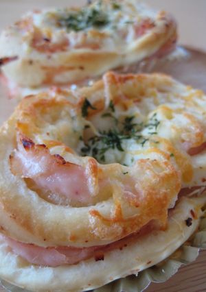 ハムとチーズのお惣菜パン-レシピのメイン写真