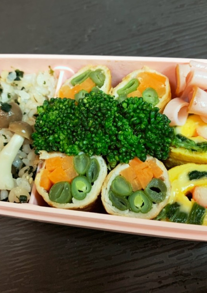 簡単❤お弁当に❤いんげんと人参の肉巻き-レシピのメイン写真