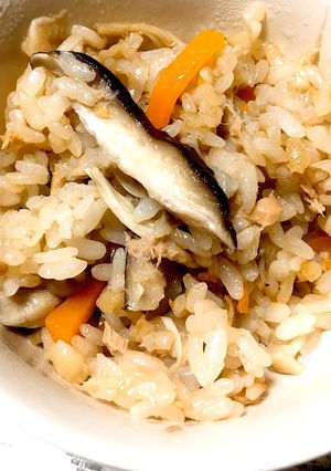 しいたけとツナの炊き込みご飯-レシピのメイン写真