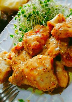 美味！簡単！鶏ムネの大蒜バター醤油チーズ-レシピのメイン写真