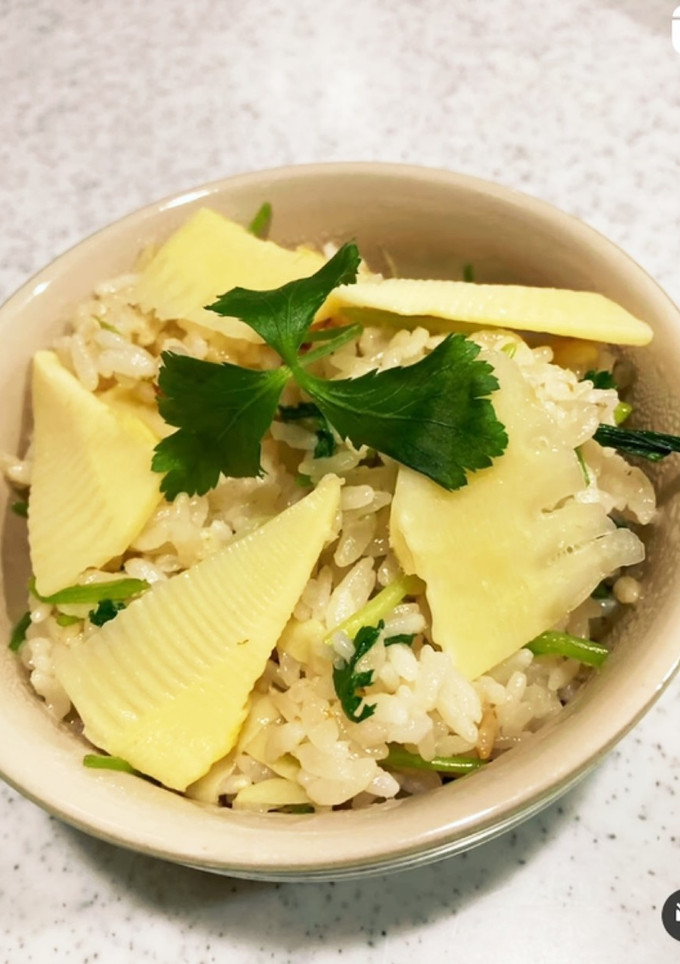 今が旬 炊飯器でたけのこの炊き込みご飯　-レシピのメイン写真