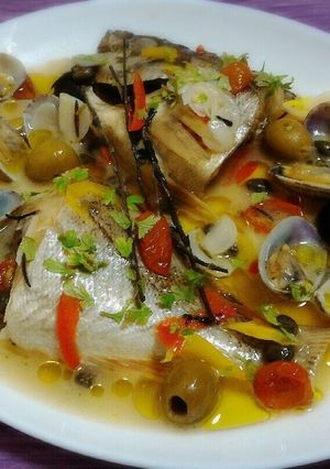 鯛や魚介をフライパンで本格アクアパッツァ-レシピのメイン写真