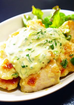 柔らかい！鶏むね肉の青ねぎわさびマヨ焼き-レシピのメイン写真