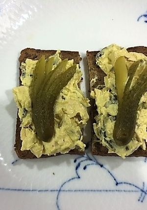 デンマークスタイル！チキンオープンサンド-レシピのメイン写真