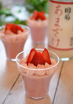 あまざけ苺のもっちり和風ゼリー♬-レシピのメイン写真