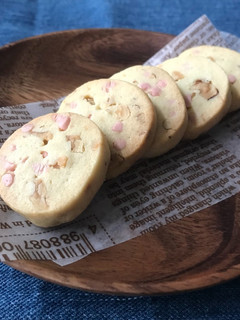 桜チョコチップとクルミのクッキー-レシピのメイン写真