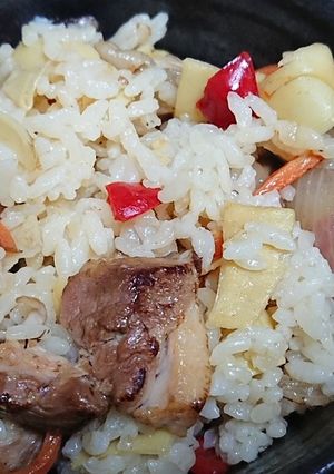 筍と新玉ねぎを使った五目炊き込みご飯-レシピのメイン写真