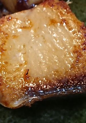 とろろ昆布を使った漬け鰤の照り焼き-レシピのメイン写真
