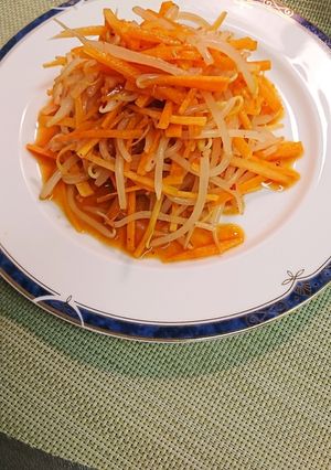 もやしと春ニンジンのキムチ酢-レシピのメイン写真