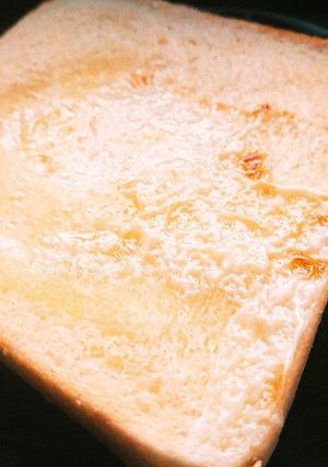 じゅわ〜と甘い♪練乳マーガリントースト-レシピのメイン写真