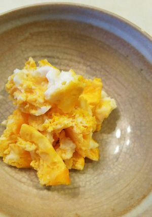 レンジで彩り炒り玉子-レシピのメイン写真