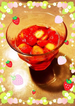 旬のいちごを使って簡単!プルルンゼリー-レシピのメイン写真